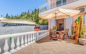 Maestro Apartment